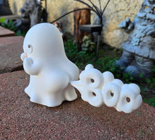 Load image into Gallery viewer, Funny Farting Ghost 3d