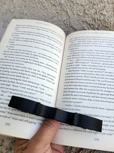 Wingspan Matters Bat Boy Page Holder, Thumb Page Holder